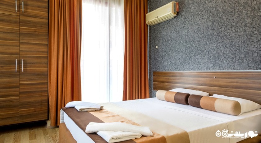 تخت بزرگ اتاق استاندارد